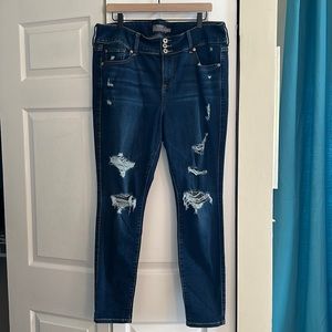 Torrid 3 Button Distressed Super Soft Jegging, dark wash